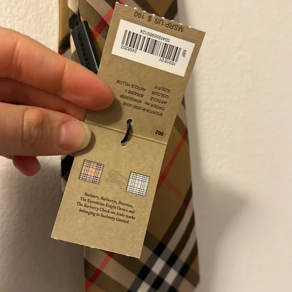 NWT Burberry classic check tie